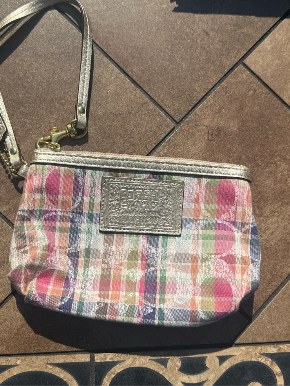 Coach wristlet 2010